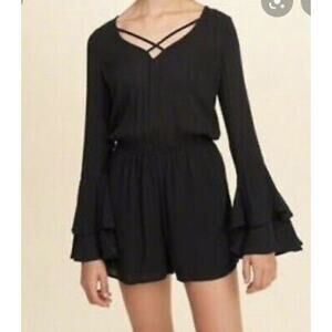 Hollister Long Bell Sleeve Romper Size XS